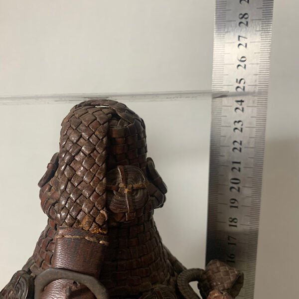 Vintage Hand Woven Leather Cased Decanter
酒瓶皮编织 - Image 3
