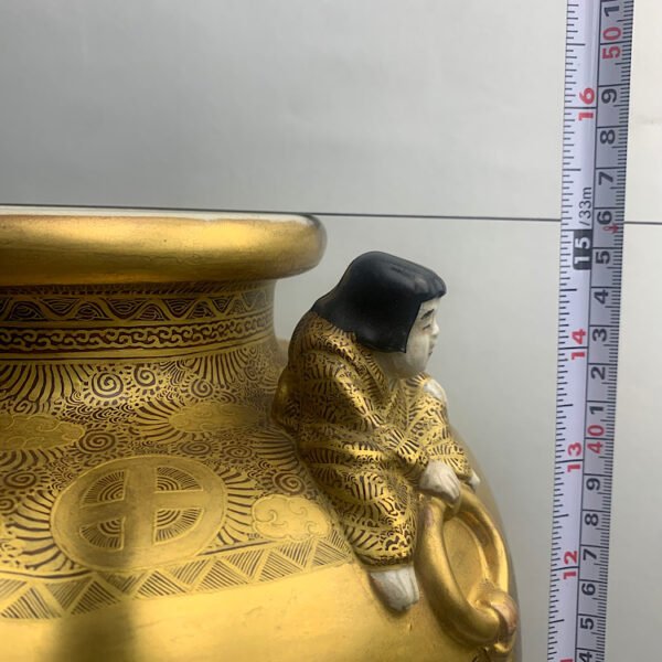 Japanese Satsuma Vase
日本薩摩烧大瓶 - Image 6