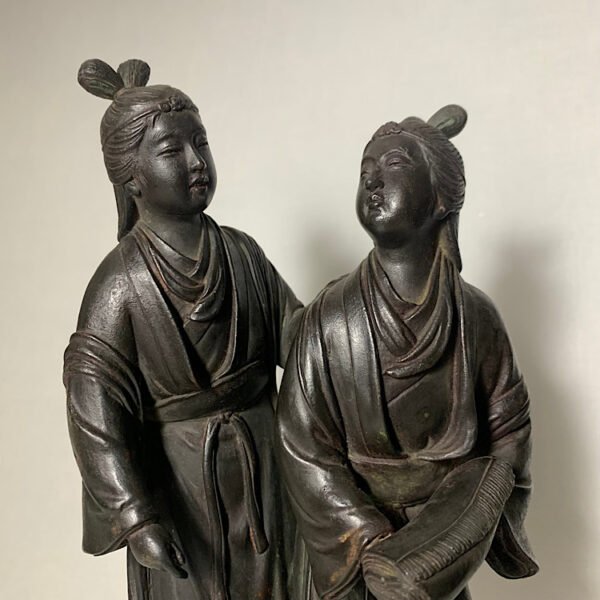 A Japanese Bronze Okimono, Finely Cast and Superbly Finished with a Lustrous Black Polish.
日本铜雕 - Image 5