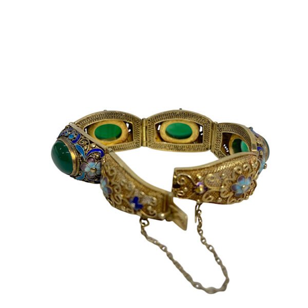 Chinese antique silver-gilt filigree bracelet decorated with enamel with green agate stones
绿玛瑙珐琅银手链 - Image 5