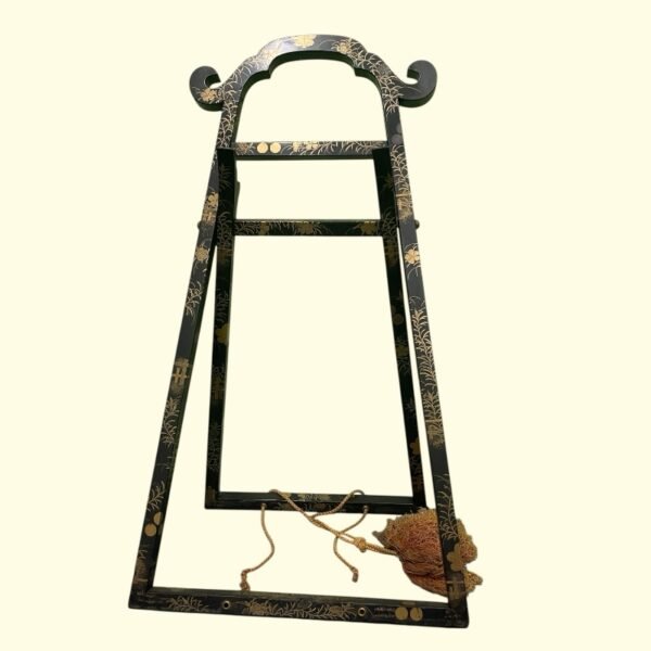 An antique Japanese bronze mirror in original lacquer box and stand, Meiji period, signed.

日本铜镜漆器盒架 - Image 5