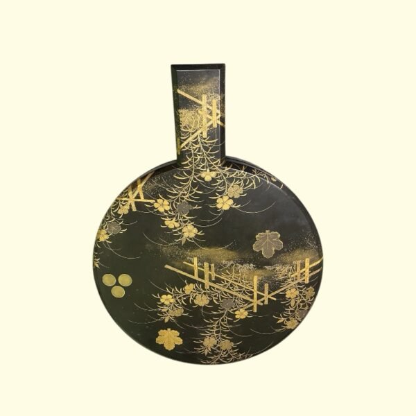 An antique Japanese bronze mirror in original lacquer box and stand, Meiji period, signed.

日本铜镜漆器盒架 - Image 8