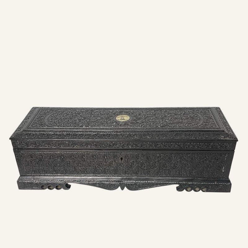 An antique Ivory phallus in hardwood box , Anglo Indian, 19th century.
异国风情
This item is available for purchase by local customers only and cannot be shipped overseas. - Image 2